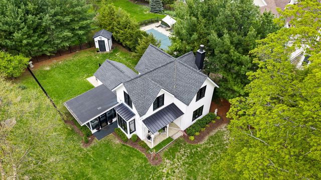 156 S Union Street, Douglas Vllg, MI 49406