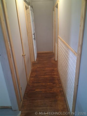 1104 Hilldale Drive, Eufaula, OK 74432