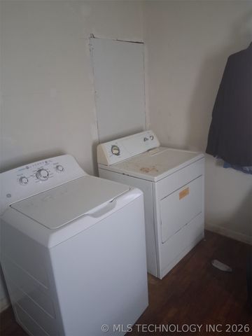 1104 Hilldale Drive, Eufaula, OK 74432