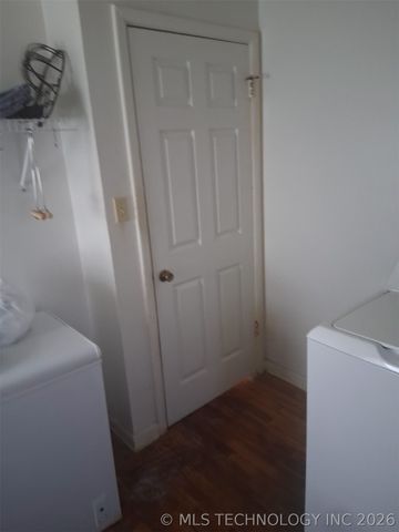 1104 Hilldale Drive, Eufaula, OK 74432