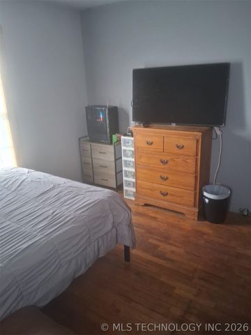 1104 Hilldale Drive, Eufaula, OK 74432