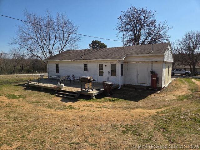 1104 Hilldale Drive, Eufaula, OK 74432