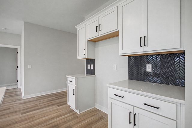 3596 Heartland Dr, Columbia, TN 38401