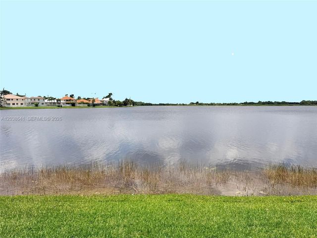 1212 Falls Boulevard, Weston, FL 33327