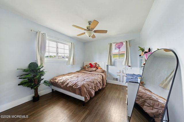 114 Wynnewood Court, Freehold, NJ 07728