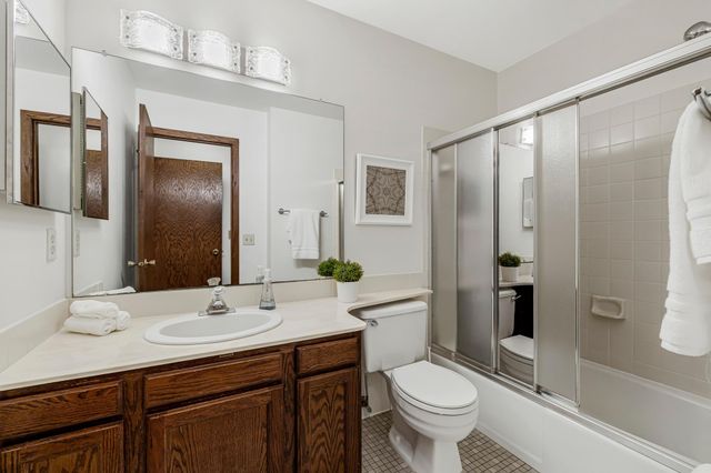 3720 Independence Avenue S 122, Saint Louis Park, MN 55426