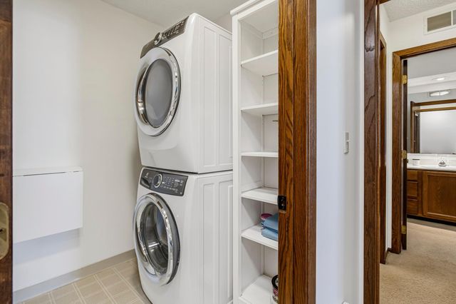 3720 Independence Avenue S 122, Saint Louis Park, MN 55426