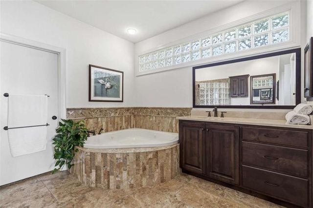 165 Lakeview Drive, Eatonton, GA 31024