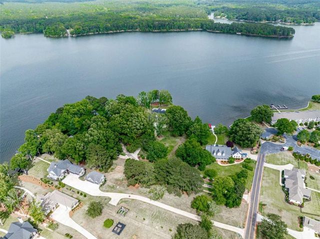 165 Lakeview Drive, Eatonton, GA 31024