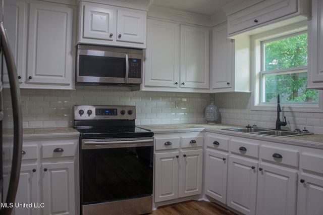305 Lodi Drive, Pearl, MS 39208