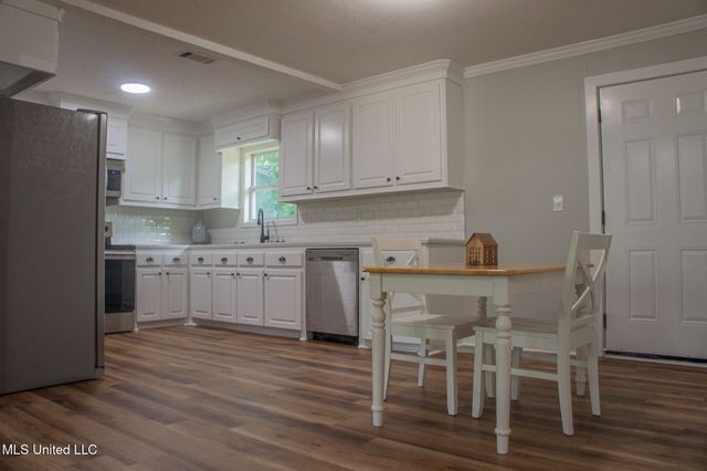 305 Lodi Drive, Pearl, MS 39208