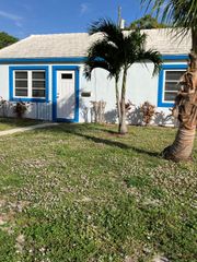 949 30th Street, West Palm Beach, FL 33407