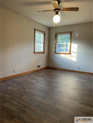 1601 W 7th Street, Piscataway, NJ 08854