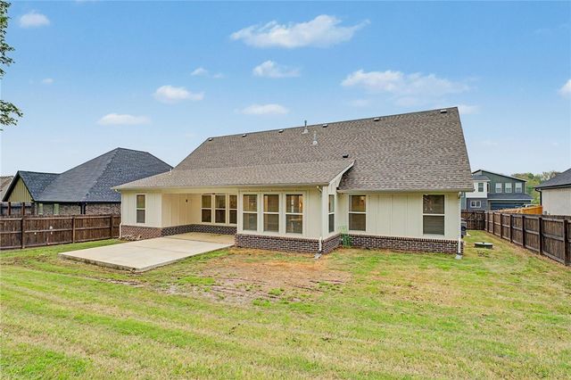 1205 Bunker Drive, Pea Ridge, AR 72751