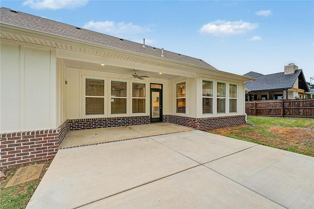 1205 Bunker Drive, Pea Ridge, AR 72751