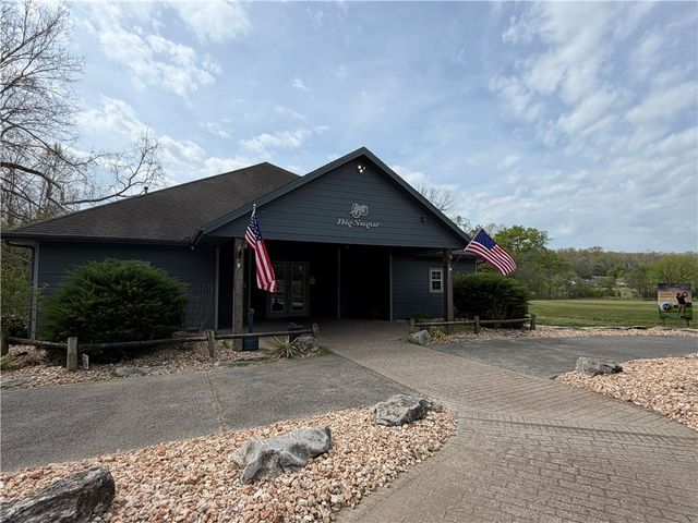 1205 Bunker Drive, Pea Ridge, AR 72751