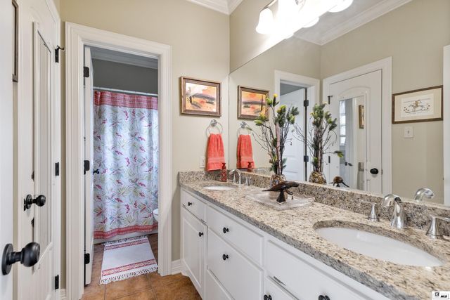 156 EAST SHORE ROAD, Monroe, LA 71203
