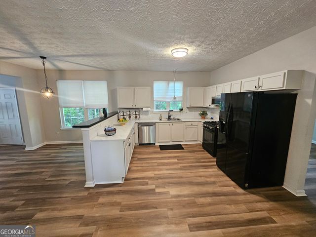 4527 Mill Station Trace, Lithonia, GA 30038