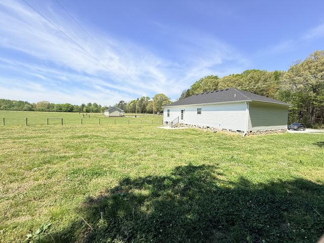 1113 Hurricane Rd, Tullahoma, TN 37388