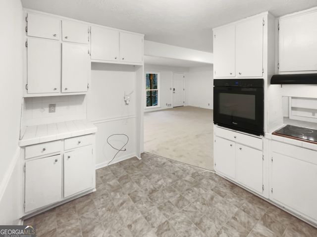 4726 Alpine Drive SW, Lilburn, GA 30047