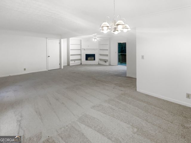 4726 Alpine Drive SW, Lilburn, GA 30047