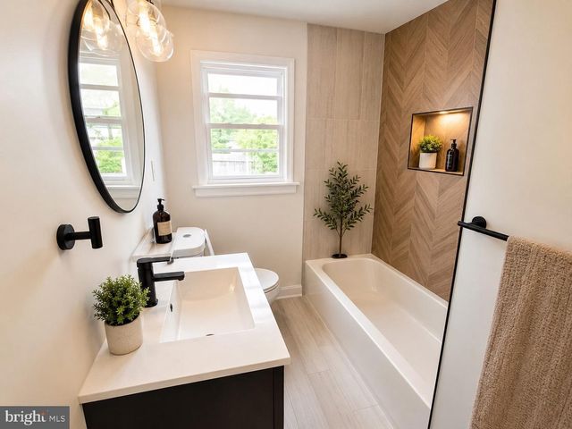 710 E GIBBSBORO RD, Lindenwold, NJ 08021