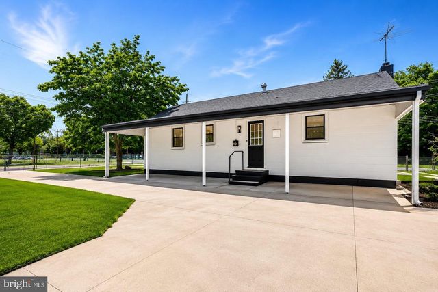 710 E GIBBSBORO RD, Lindenwold, NJ 08021