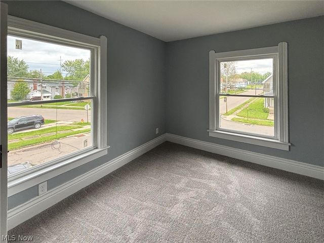705 9th Street SW, Massillon, OH 44647