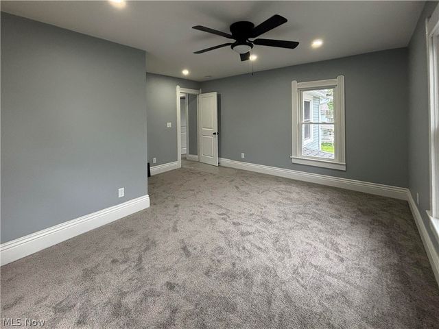 705 9th Street SW, Massillon, OH 44647