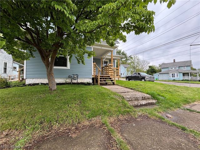705 9th Street SW, Massillon, OH 44647