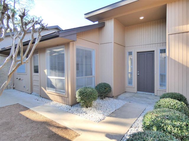 604 Golfview Drive, Richmond, TX 77469