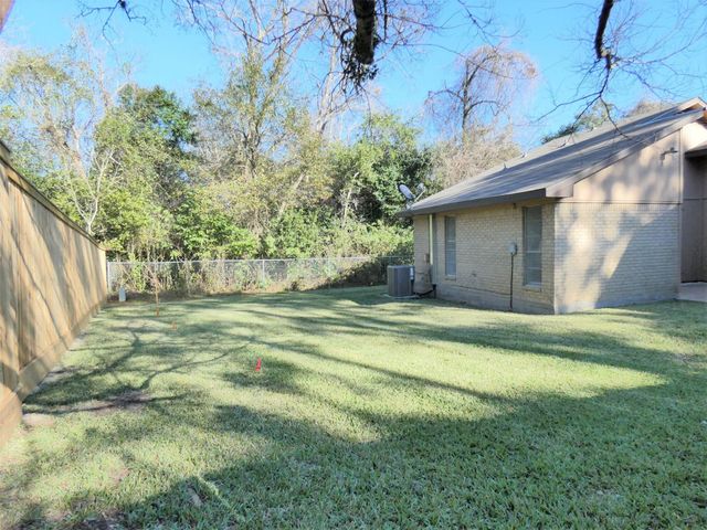 604 Golfview Drive, Richmond, TX 77469