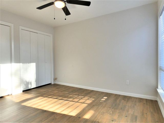 604 Golfview Drive, Richmond, TX 77469