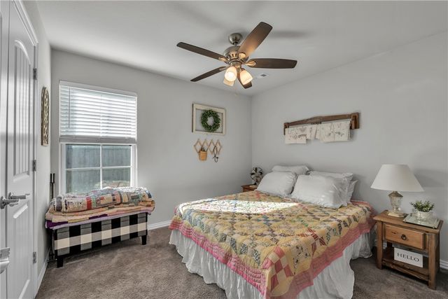 1621 Whirlaway Lane, Prairie Grove, AR 72753