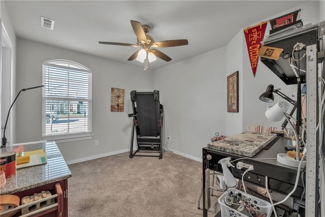 1621 Whirlaway Lane, Prairie Grove, AR 72753