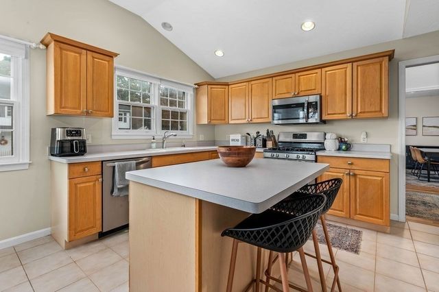 10 Crab Apple Lane 10, Franklin, MA 02038