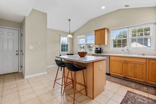 10 Crab Apple Lane 10, Franklin, MA 02038