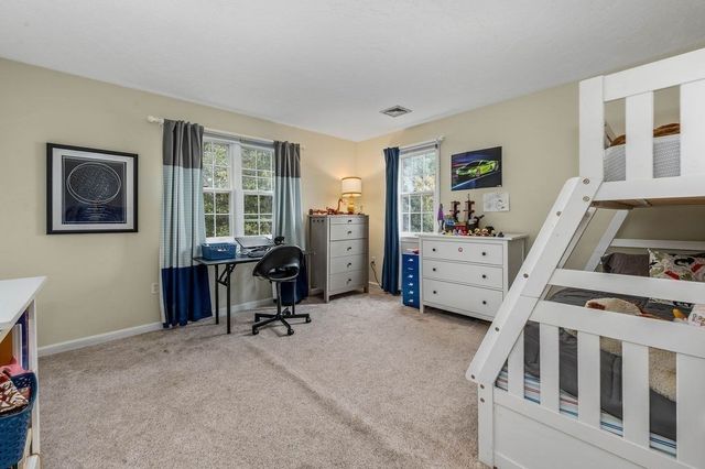 10 Crab Apple Lane 10, Franklin, MA 02038