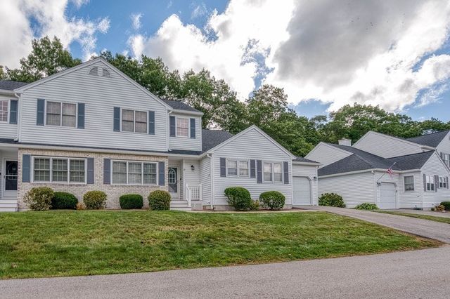 10 Crab Apple Lane 10, Franklin, MA 02038