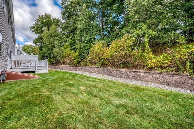 10 Crab Apple Lane 10, Franklin, MA 02038