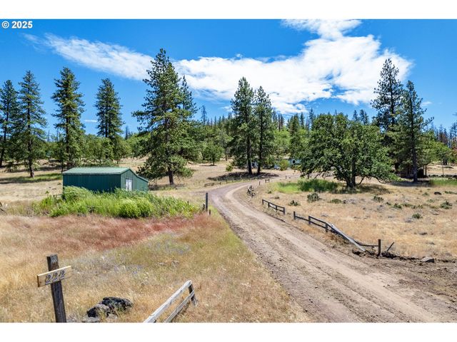 222 PILUK Ln, Goldendale, WA 98620