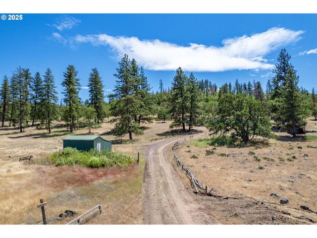 222 PILUK Ln, Goldendale, WA 98620