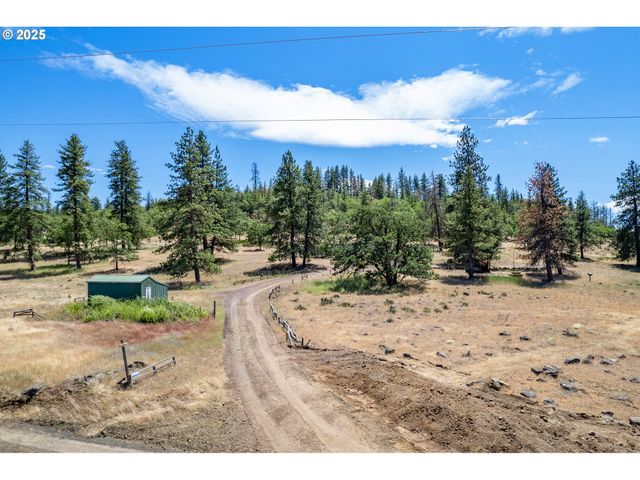 222 PILUK Ln, Goldendale, WA 98620