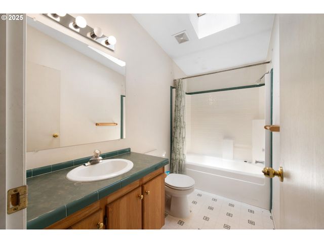 222 PILUK Ln, Goldendale, WA 98620