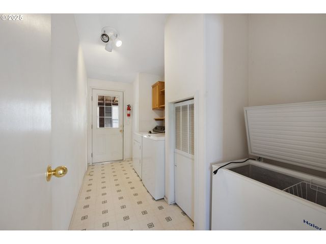 222 PILUK Ln, Goldendale, WA 98620