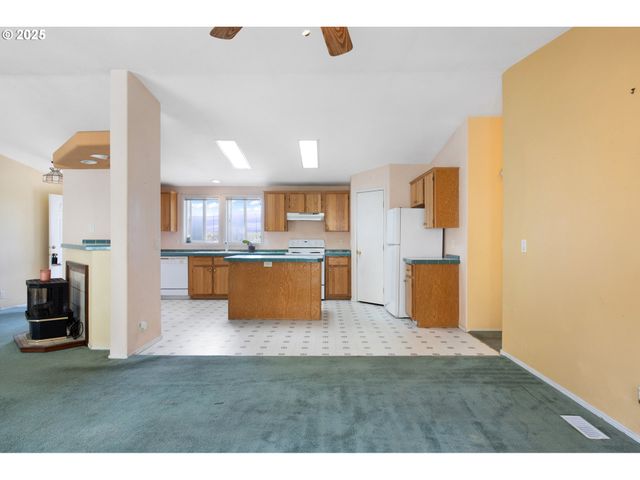 222 PILUK Ln, Goldendale, WA 98620