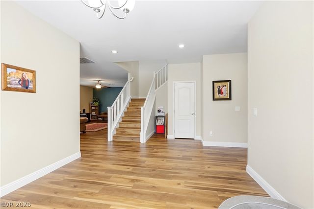 10315 Parkview Mountain Avenue, Las Vegas, NV 89166