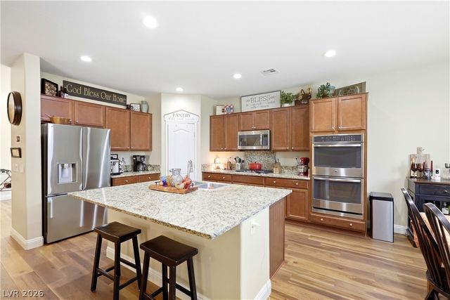10315 Parkview Mountain Avenue, Las Vegas, NV 89166
