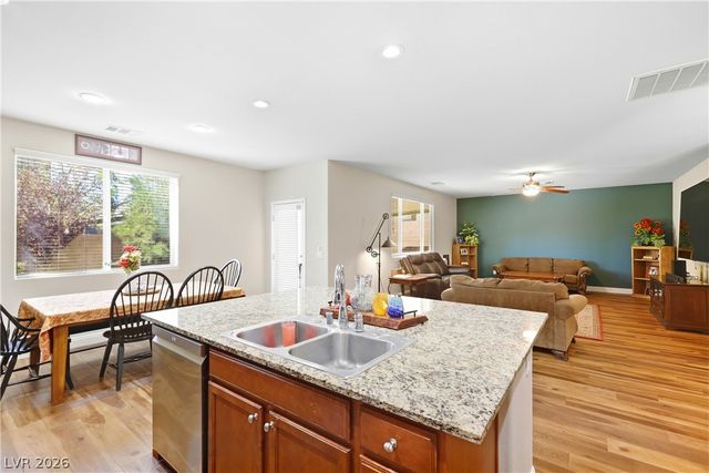 10315 Parkview Mountain Avenue, Las Vegas, NV 89166