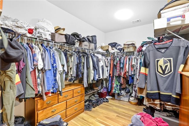 10315 Parkview Mountain Avenue, Las Vegas, NV 89166